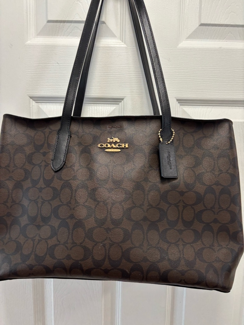 Coach H1979-F79987 Large Avenue Carryall Dark Brown/Black Coated Canvas Tote GUC